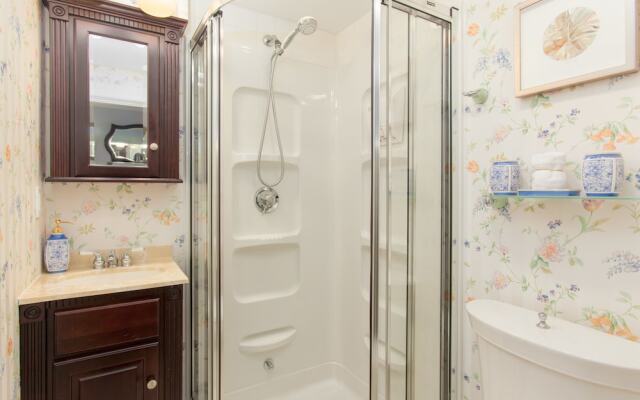 Seven South Street Inn B & B