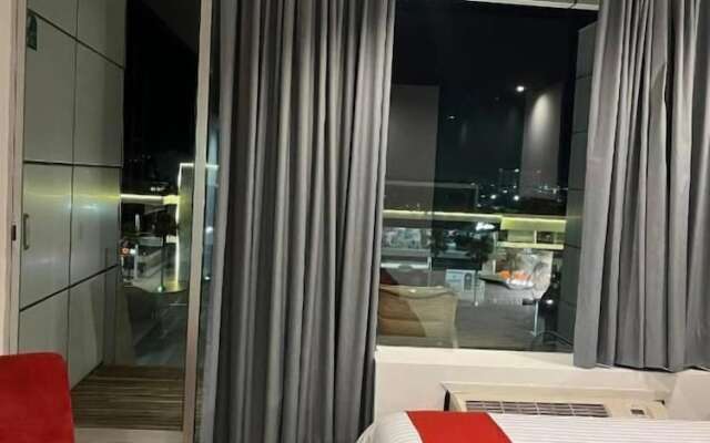 Zújmú Business Boutique Hotel