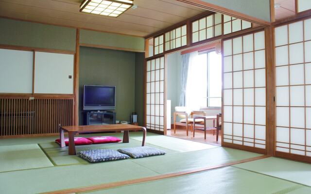 LivingAnywhere CommonsAIZU-BANDAI