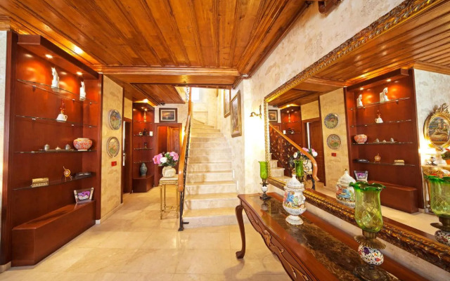 Dilhayat Kalfa Hotel