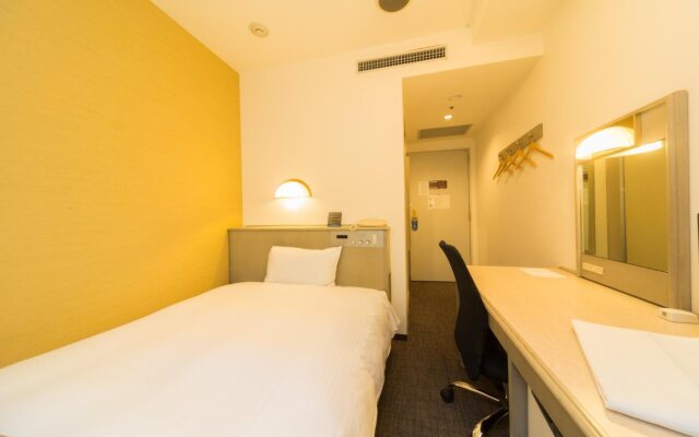 MINAMISENRI Crystal Hotel
