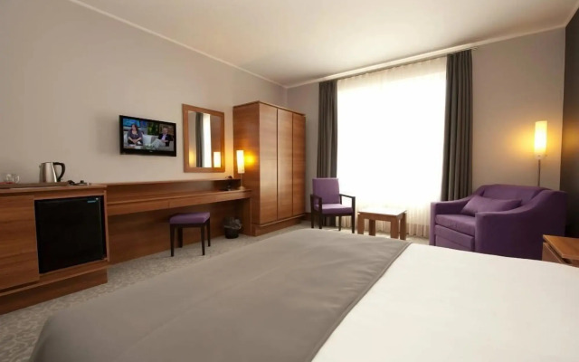 Hotel 117