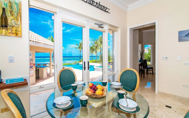Blue Water Villa