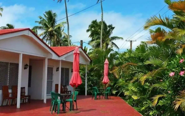 The Tropical Villa