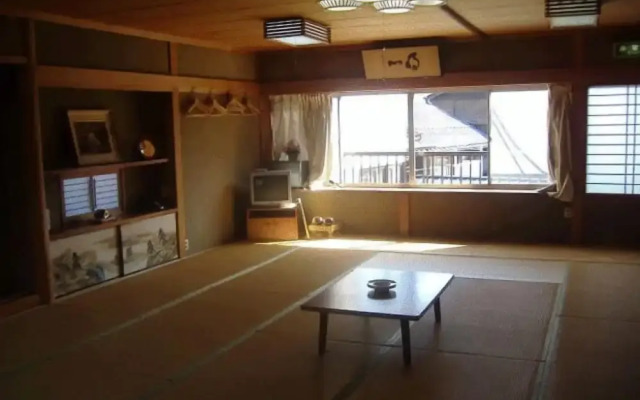 Saratoku Ryokan