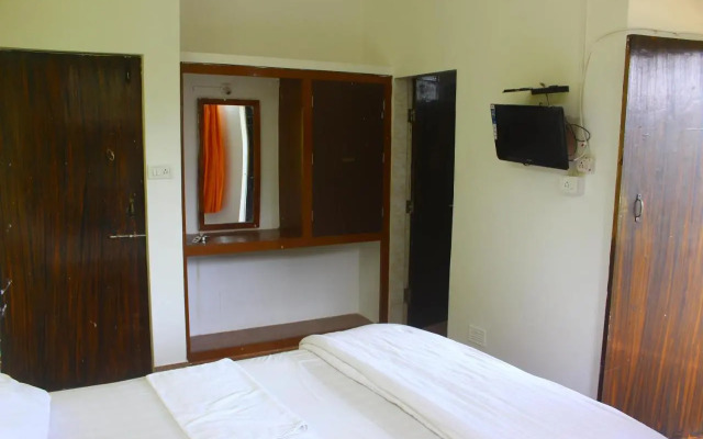 Poonam Village Resort