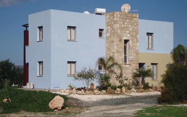 Nice Home in Pegia-paphos With Wifi and 4 Bedrooms