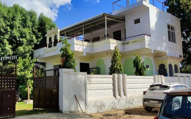 Sunrise Villa & Pool