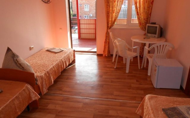 U Azovskovo Morya Mini-hotel