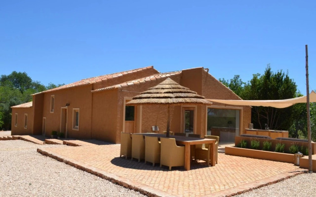 Quinta do Calderao by Portucasa