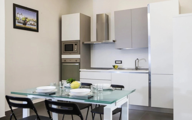 Palazzo Firrao - Stylish Apartment CAV