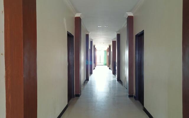 Hotel O Tri Homestay
