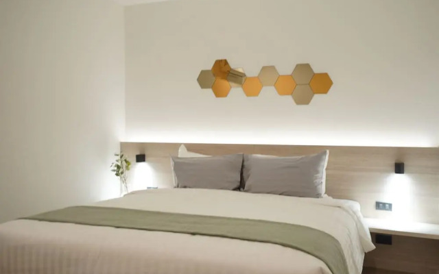 E11 Hotel - BTS Punnawithi