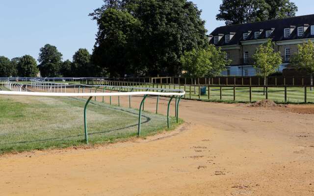 Best Western Heath Court Hotel