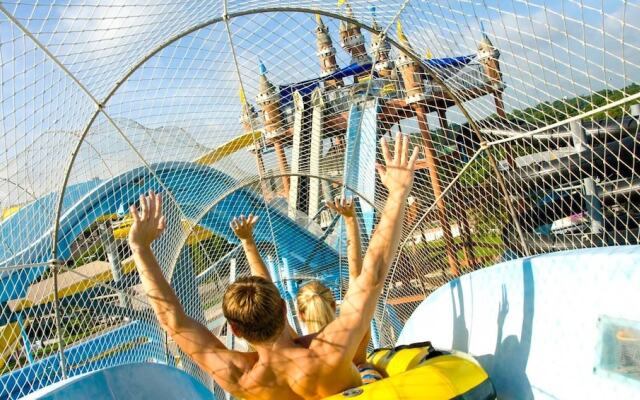 Blues Escape by RedAwning