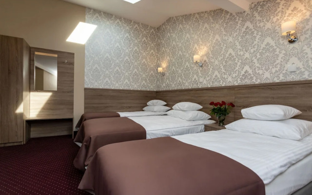 Hotel Maximum