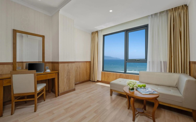 Serene Beach Hotel Danang