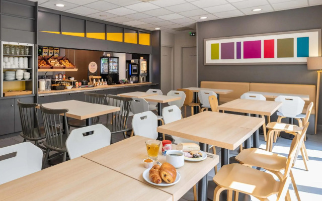 B&B HOTEL Lyon Caluire Cité Internationale