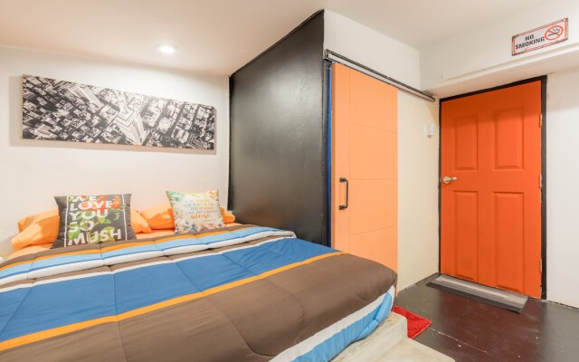 Shakira Hostel