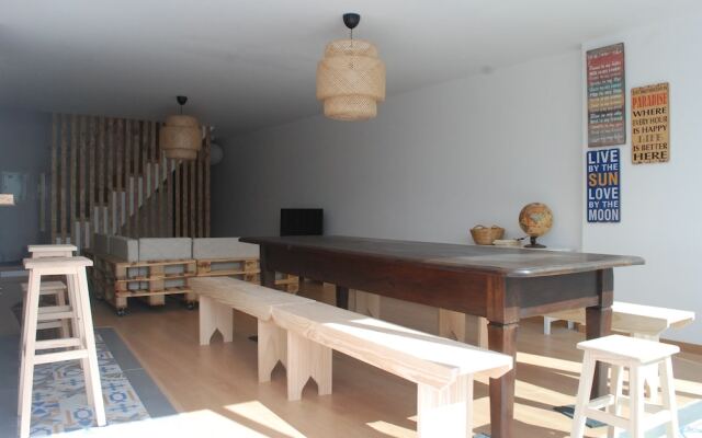 Esposende Guesthouse - Hostel