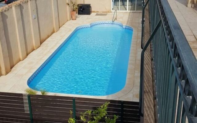 Beautiful 2-bed Apartment