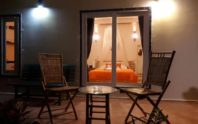 7S Hotel Colours Land home