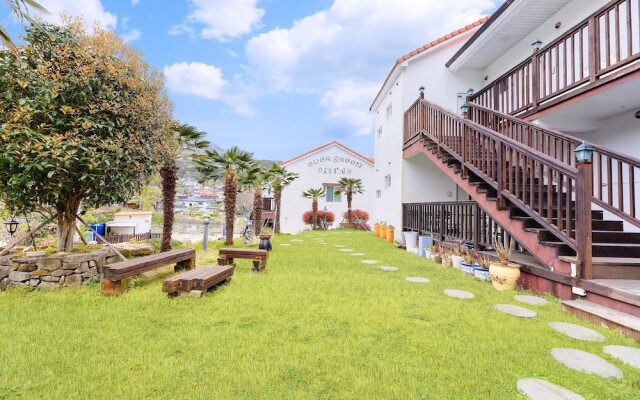 Geoje Evergreen&pinetree Pension