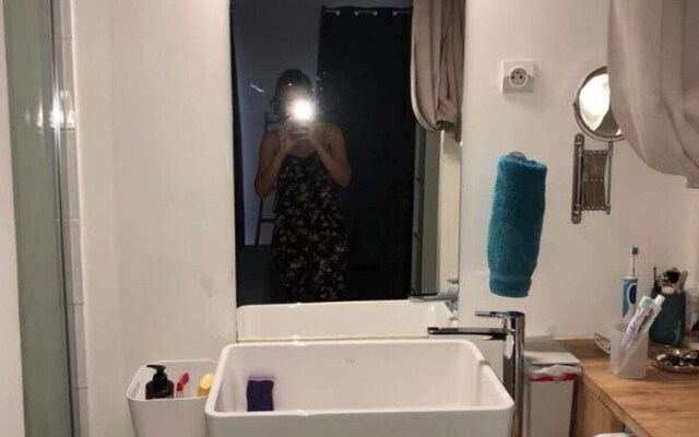 Cozy 1BR Apt - 7 Mins to Gare du Nord