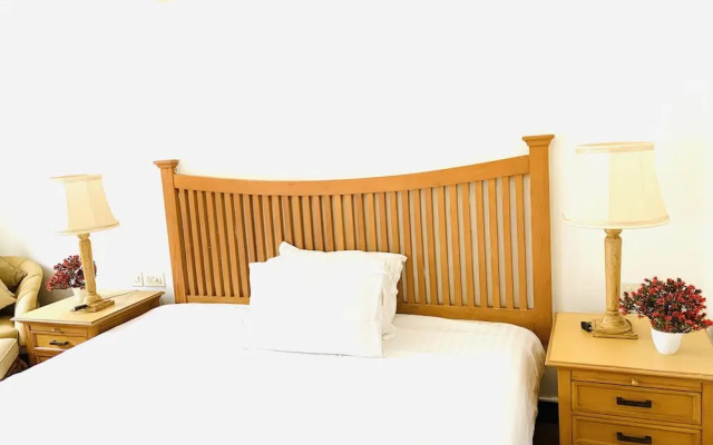 Seaside one Bedroom Apartment