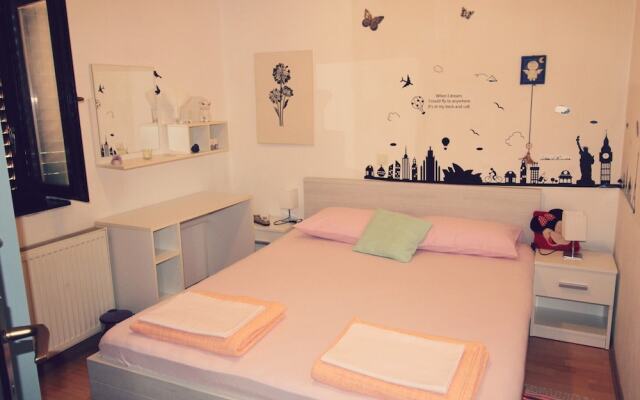 Cozy Apartment Dijana