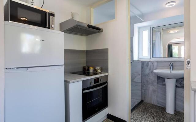 Enticing roof top studio in Athens centre! - EP9T