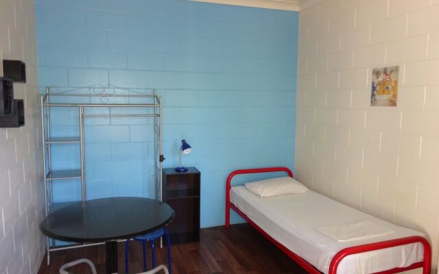Adventurers Resort - Hostel