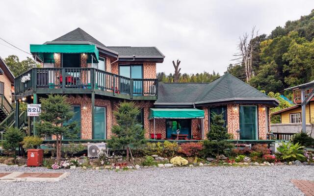 Gapyeong Riona Pension