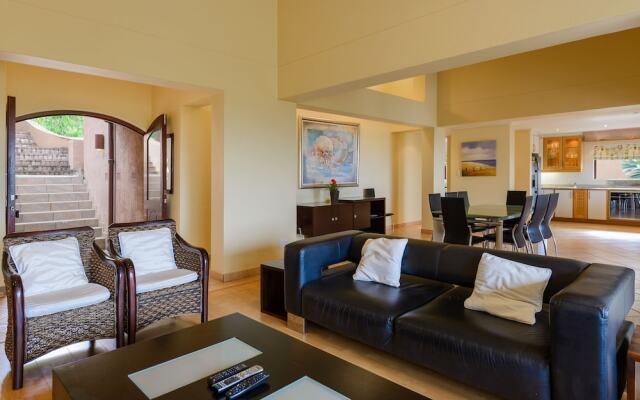 San Lameer Villa Rentals Three Bedroom Luxury 13908