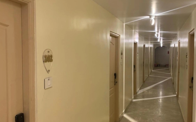 Hotel Temple City