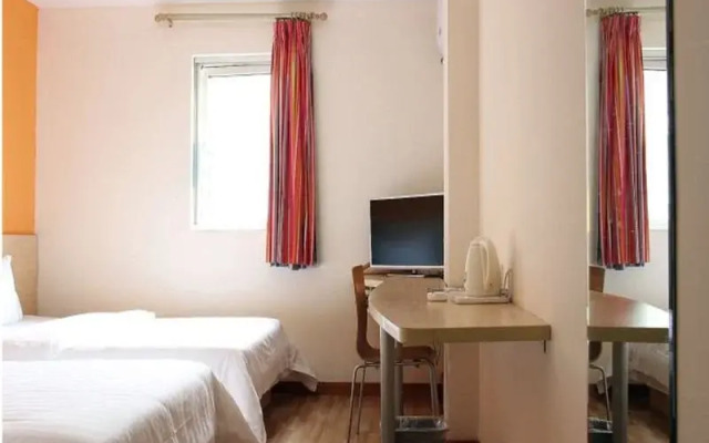 7 Days Inn Xiao Tianzhu-Chengdu