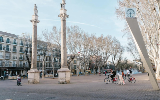 Alameda Amor Suite by Valcambre