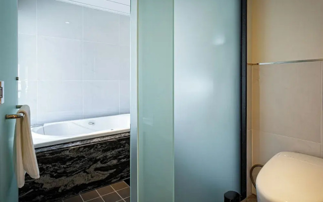 Okinawa Kariyushi Resort Exes Naha