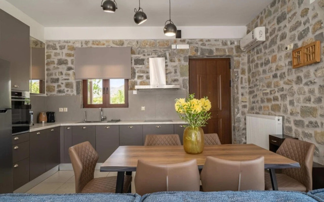 Villa Liatiko With Private Pool