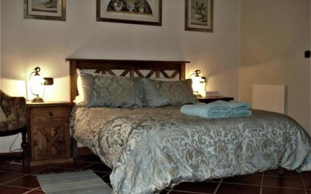 Spanish Hideaway Casa Magel B&B