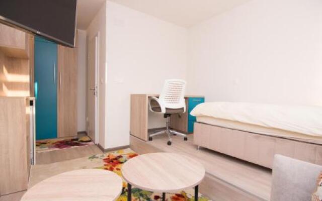 VIP Apartments Kolonija