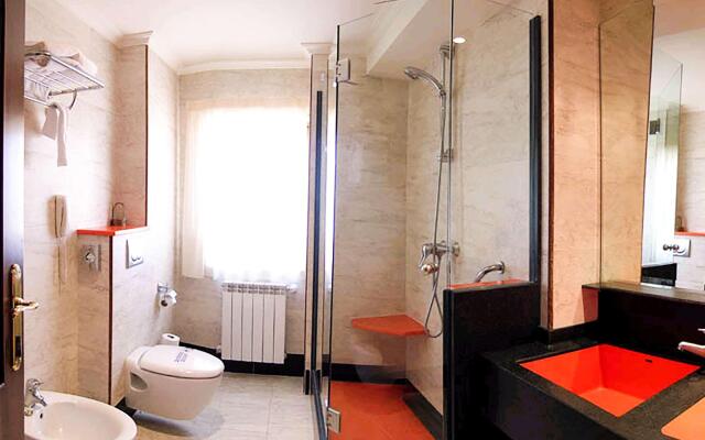 Hotel Sercotel Cuatro Postes