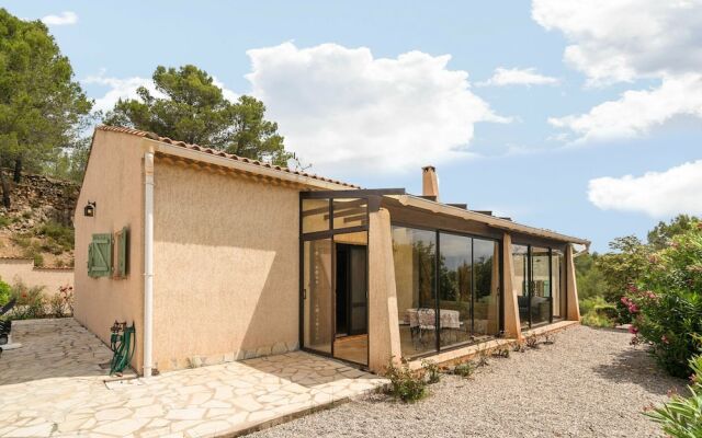 Appealing Villa in Cébazan With Private Swimming Pool