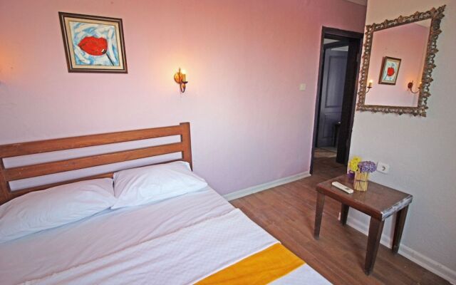 Eflatun Guest House