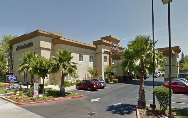 Hampton Inn & Suites Sacramento-Cal Expo