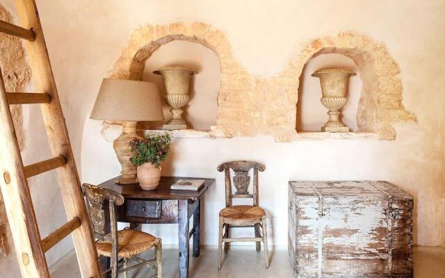 Trulli di Monte Reale