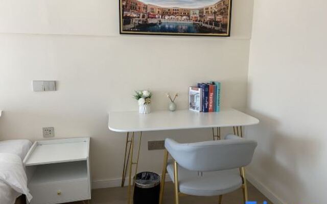 Zhuhai Haiyue Bay International Apartment