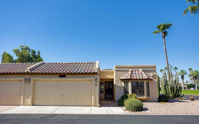 Fountain Cove Mesa 2 Bedroom Townhouse by RedAwning