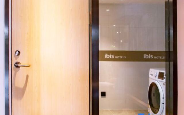 Ibis Wuxi Taihu Square Hotel