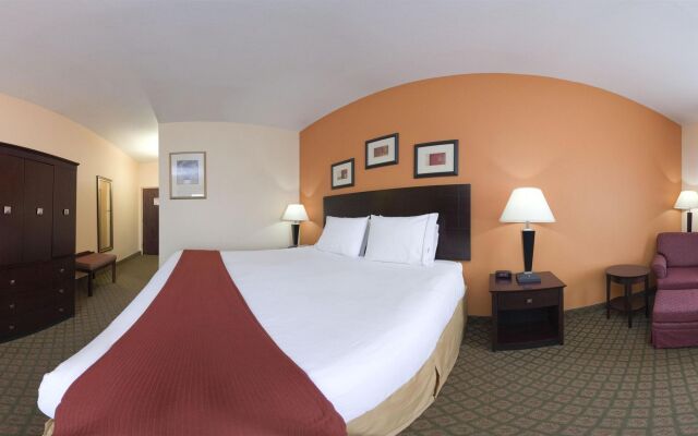 Holiday Inn Express & Suites Ashland, an IHG Hotel